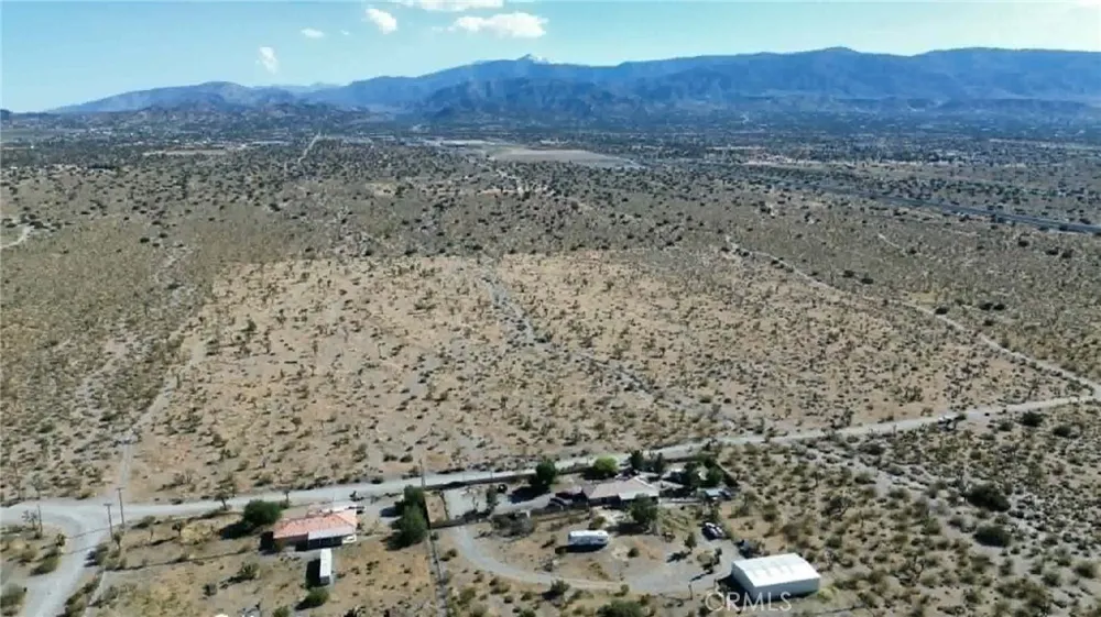 2525 Goss Pinon Hills, CA 92372