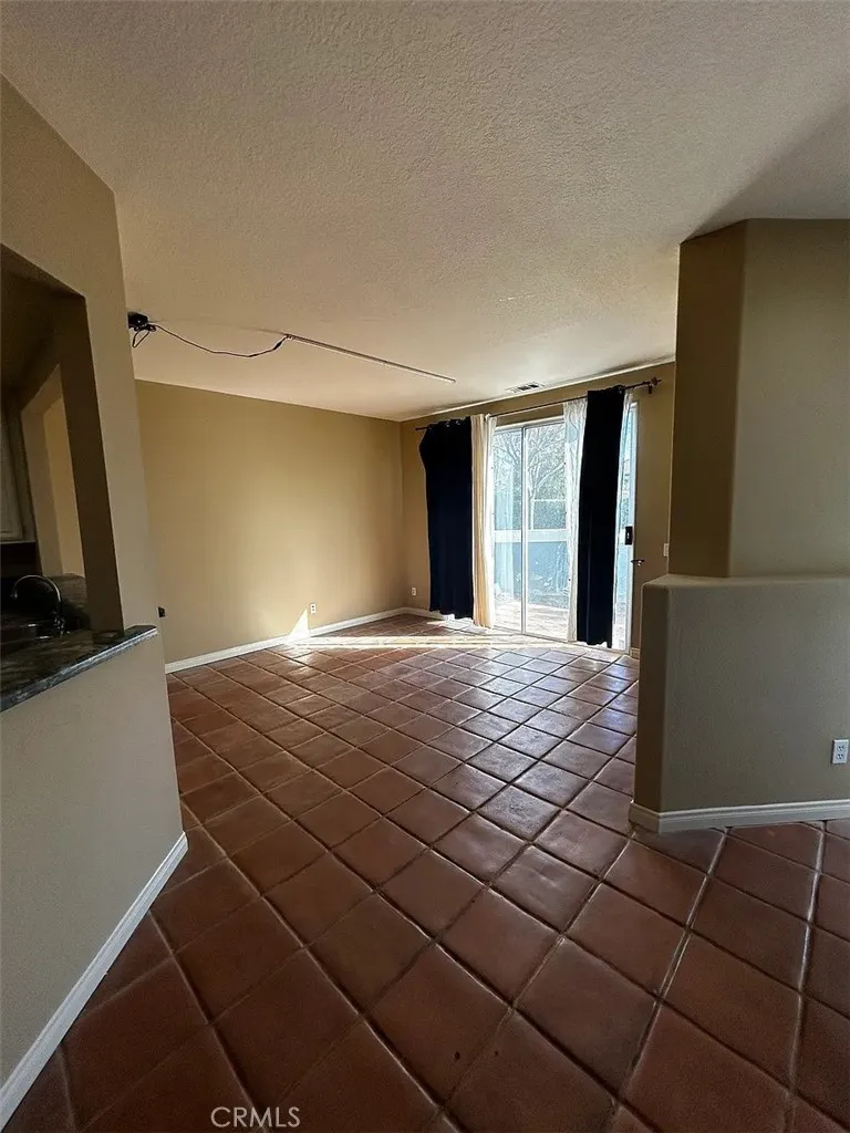 2230 Indigo Hills Drive #3 Corona, CA 92879