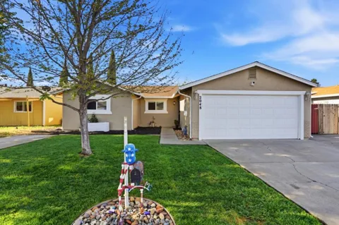 2048 Southwood Drive