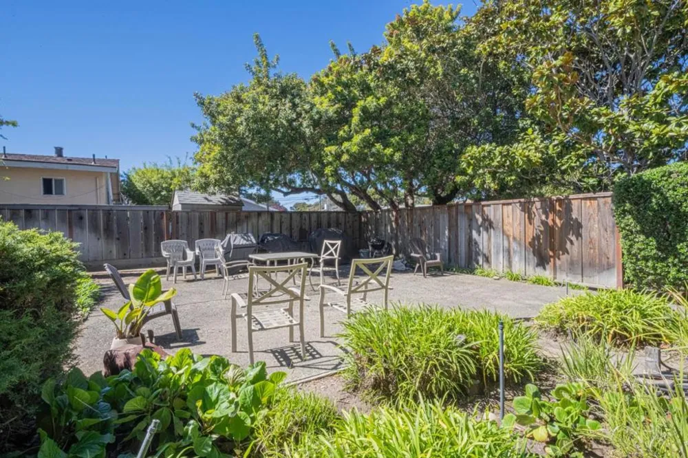515 Ramona Court #1 Monterey, CA 93940