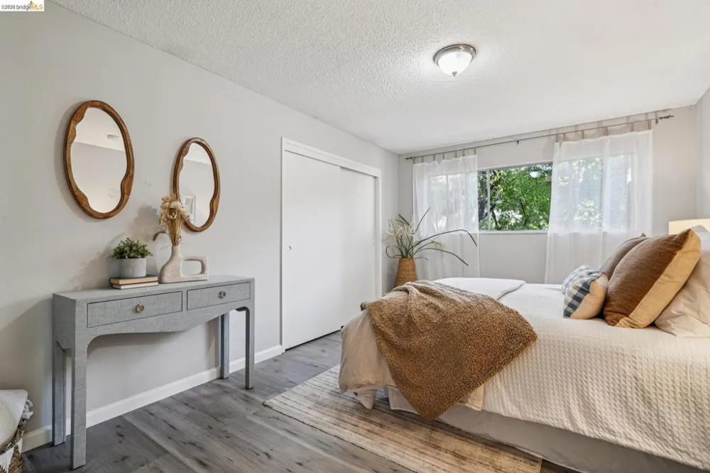 2614 Warring St #6 Berkeley, CA 94704