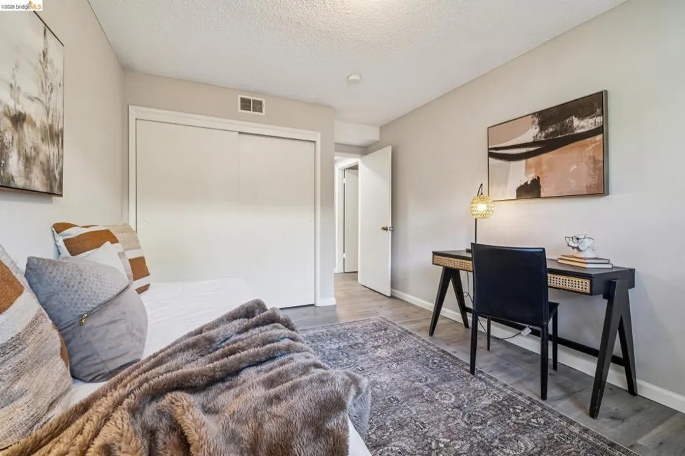 2614 Warring St #6 Berkeley, CA 94704