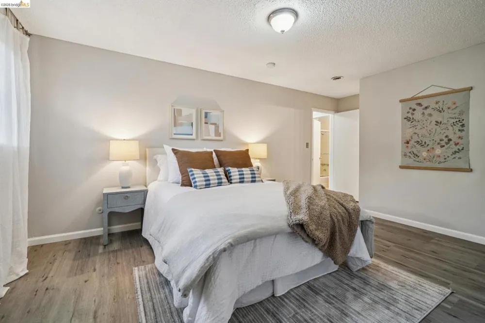 2614 Warring St #6 Berkeley, CA 94704