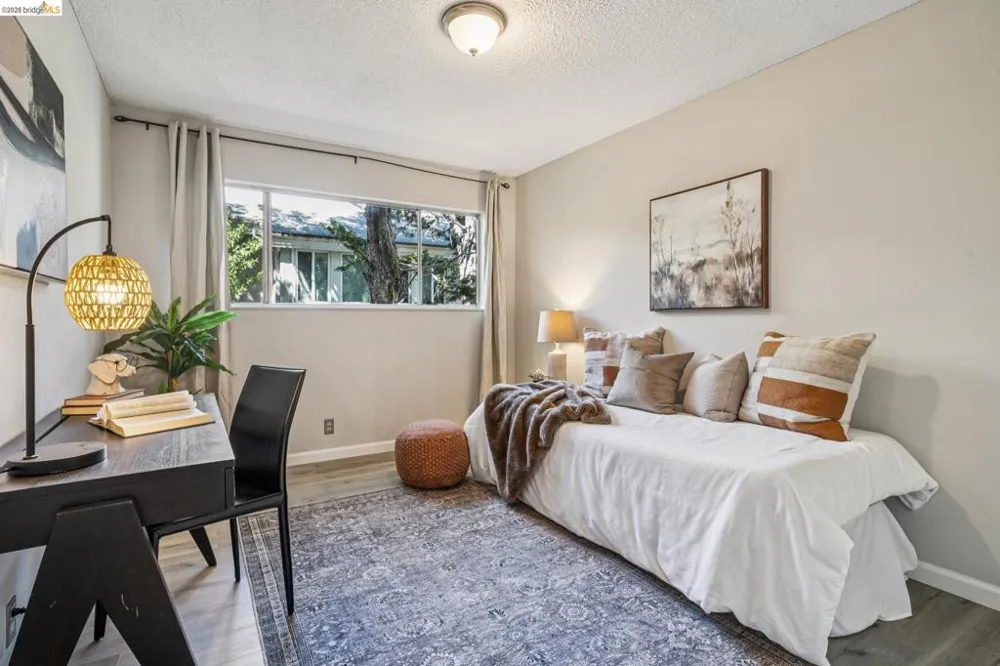 2614 Warring St #6 Berkeley, CA 94704