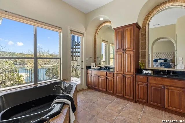 17912 Crystal Jonestown, TX 78645