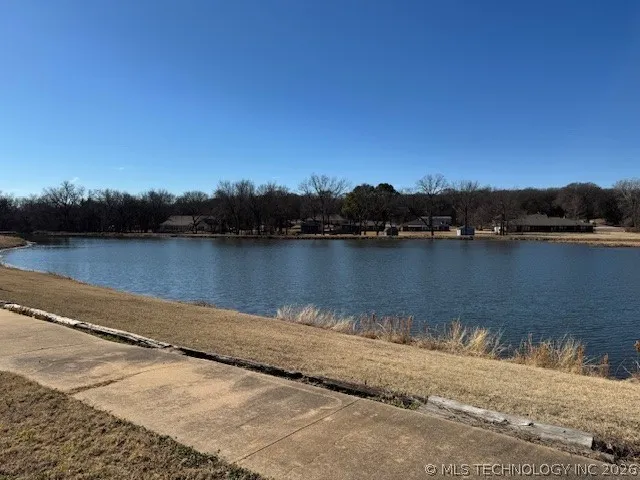 4 Lakeview Burneyville, OK 73430