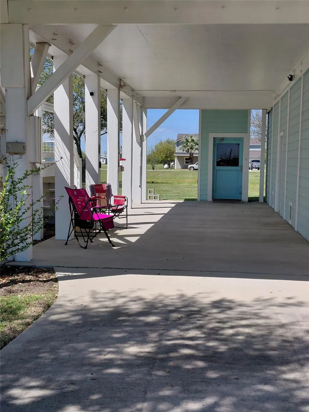 805 Nelson Avenue Port Bolivar, TX 77650