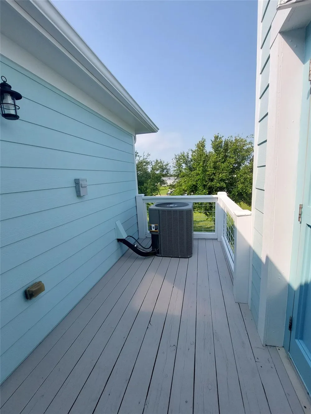805 Nelson Avenue Port Bolivar, TX 77650