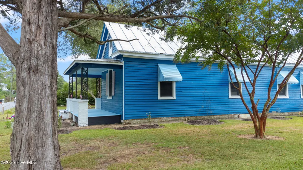 104 Trent Street Trenton, NC 28585