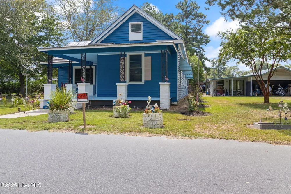 104 Trent Street Trenton, NC 28585