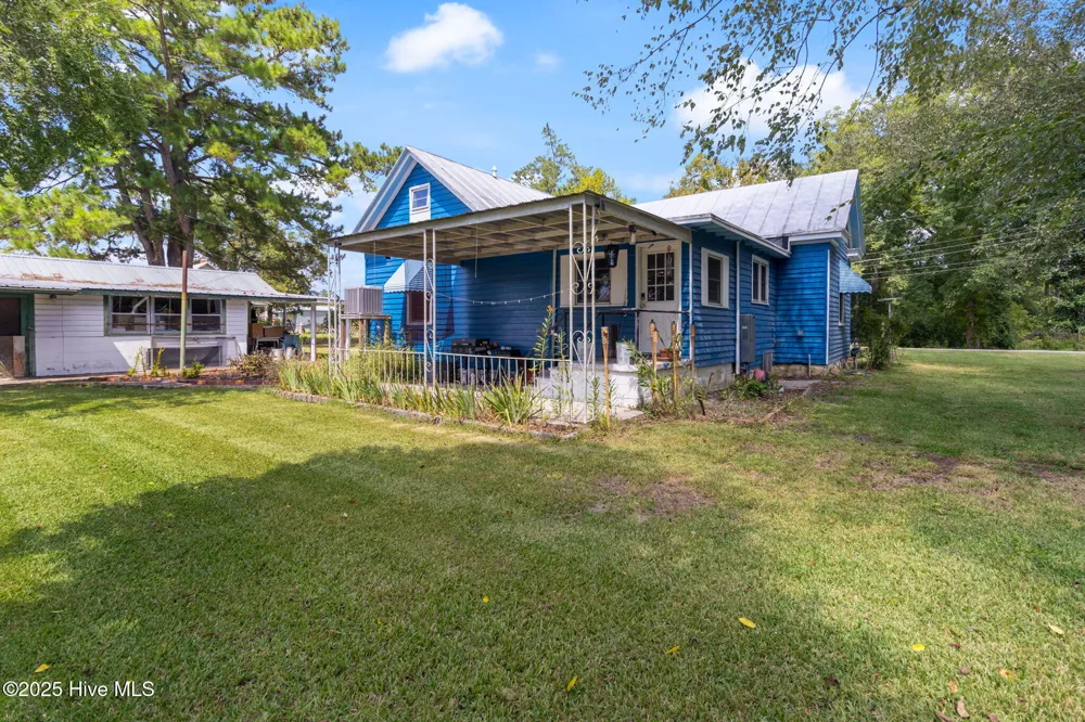 104 Trent Street Trenton, NC 28585