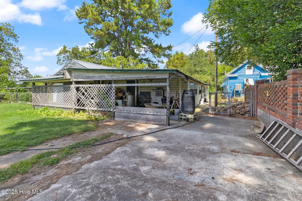104 Trent Street Trenton, NC 28585