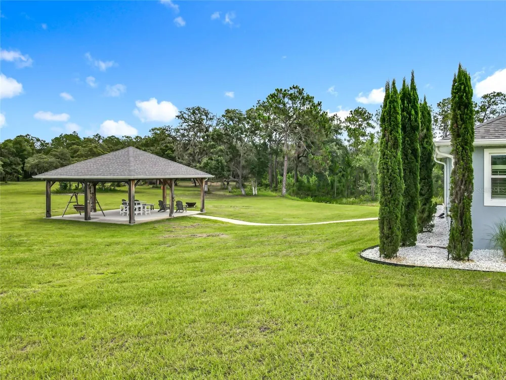 10220 BAY LAKE ROAD Groveland, FL 34736