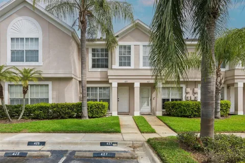 425 KENSINGTON LAKE CIRCLE