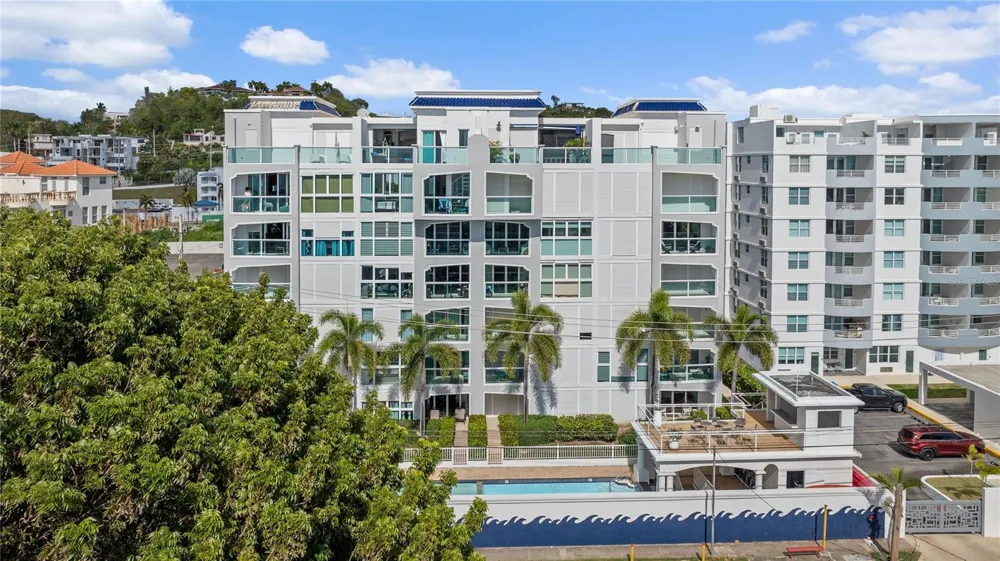 115 ESQ CAMBIJA STREET #2B Rincon, PR 00677