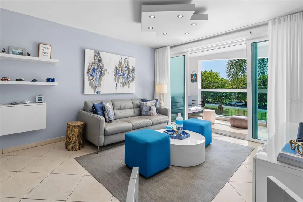 115 ESQ CAMBIJA STREET #2B Rincon, PR 00677