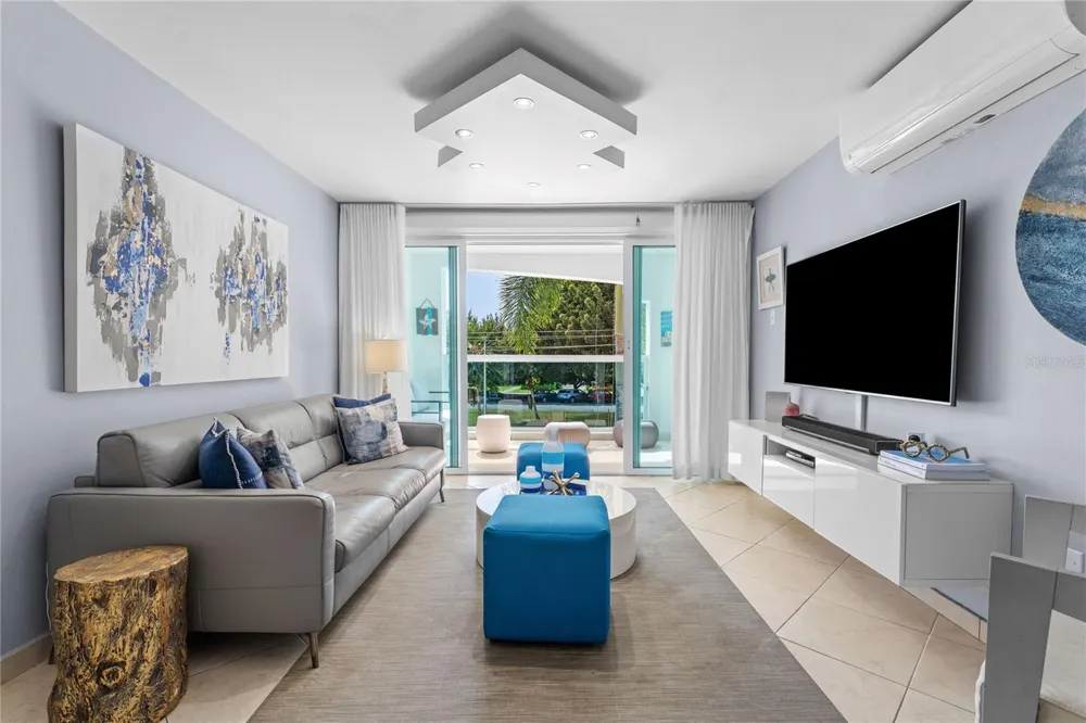 115 ESQ CAMBIJA STREET #2B Rincon, PR 00677
