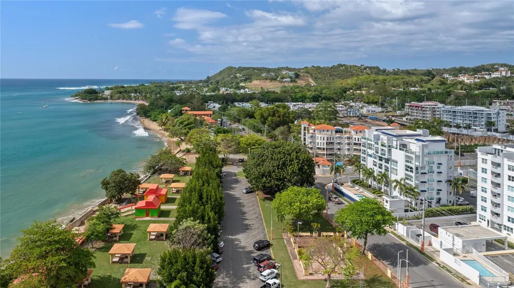 115 ESQ CAMBIJA STREET #2B Rincon, PR 00677