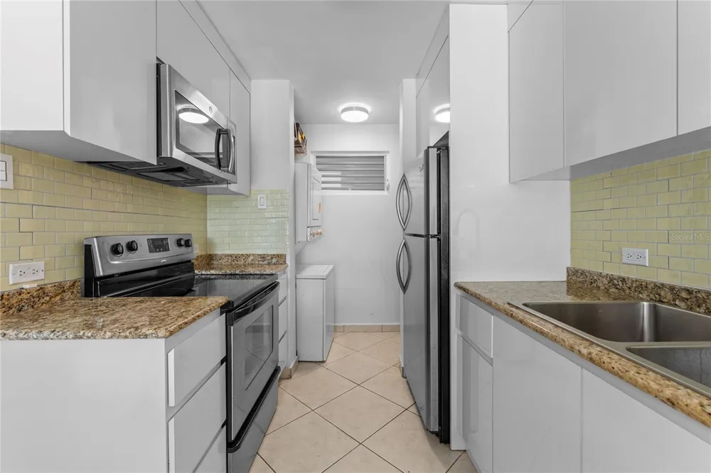 115 ESQ CAMBIJA STREET #2B Rincon, PR 00677