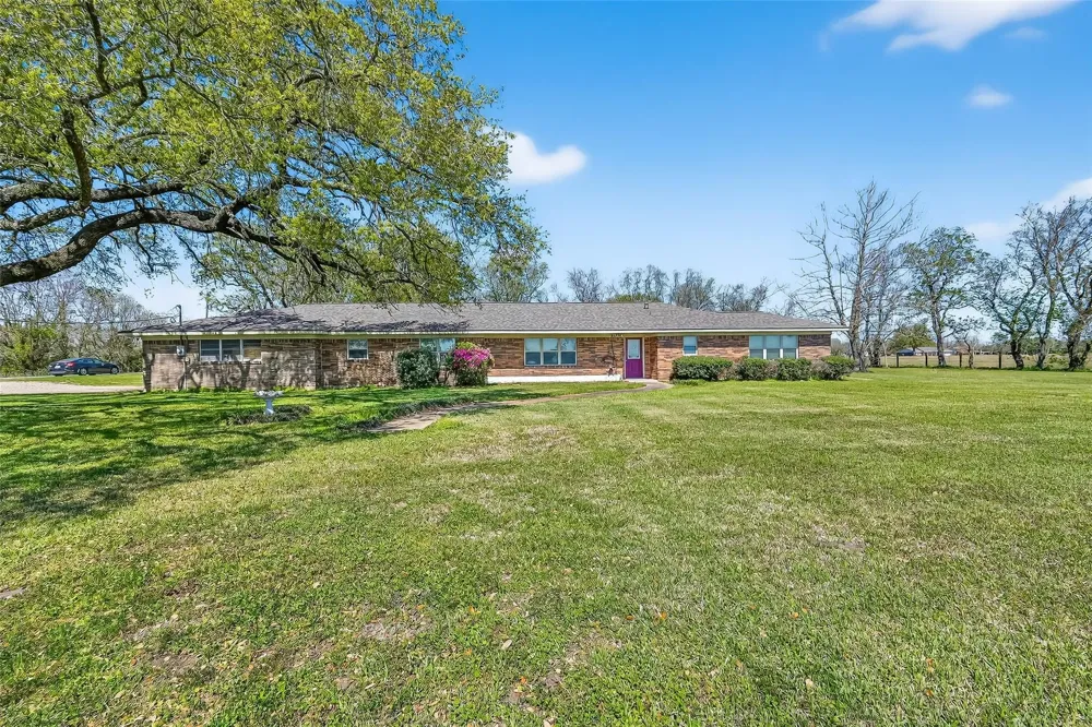 11934 Fm 1994 Road Guy, TX 77444