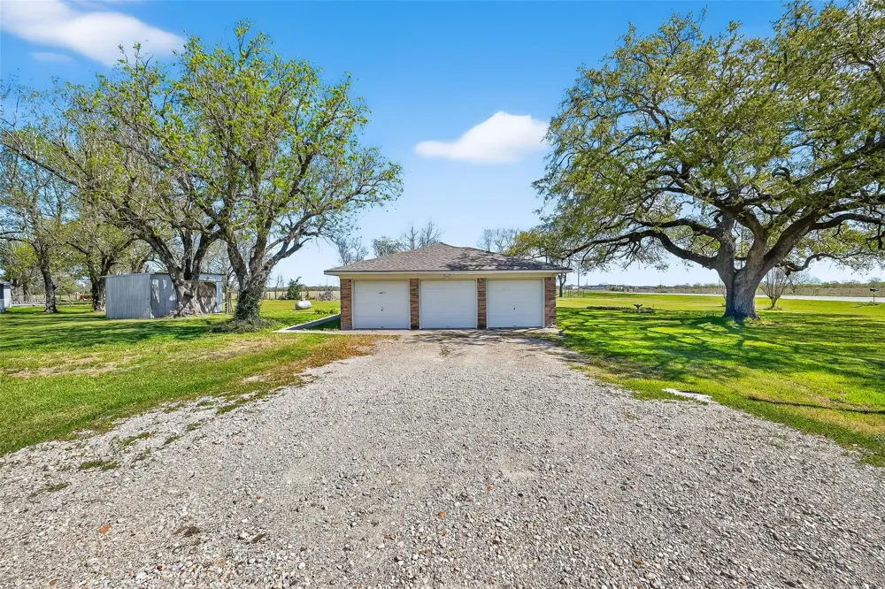 11934 Fm 1994 Road Guy, TX 77444