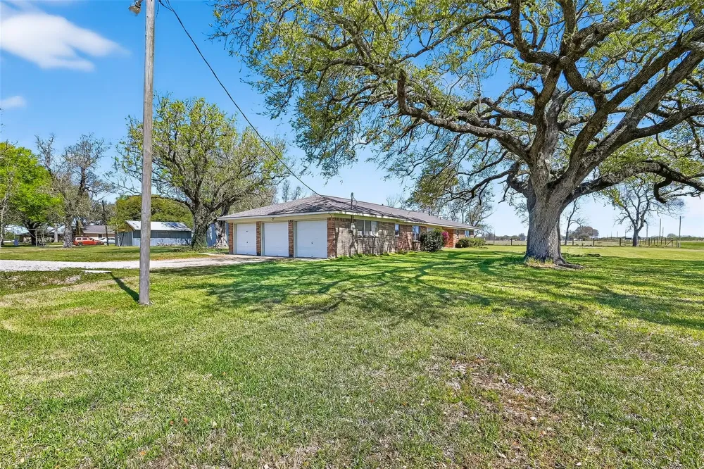 11934 Fm 1994 Road Guy, TX 77444