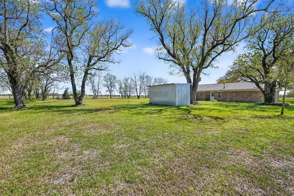 11934 Fm 1994 Road Guy, TX 77444