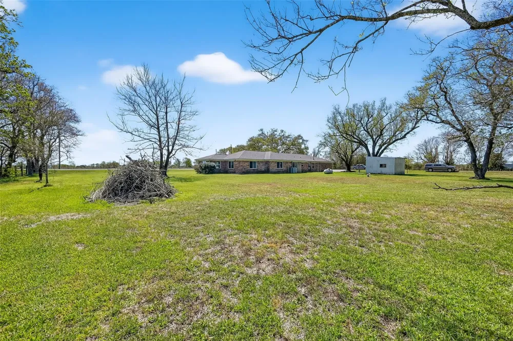 11934 Fm 1994 Road Guy, TX 77444