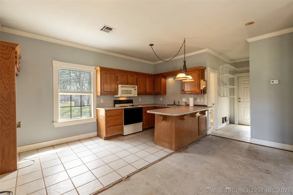 16755 S 4162 ROAD Claremore, OK 74017
