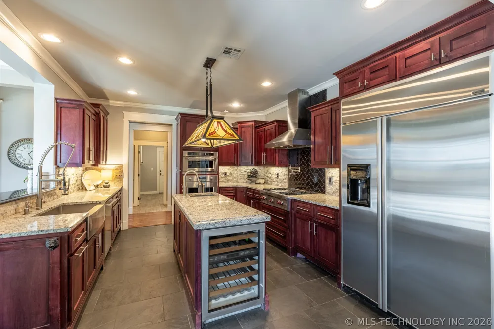 16755 S 4162 ROAD Claremore, OK 74017