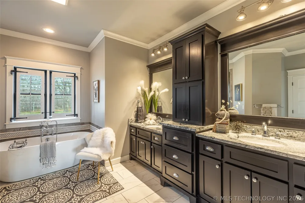 16755 S 4162 ROAD Claremore, OK 74017