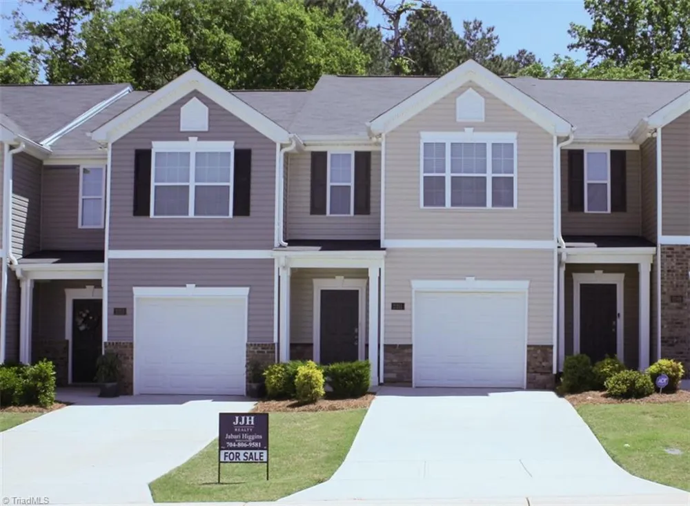 2351 Lily Drive Haw River, NC 27258