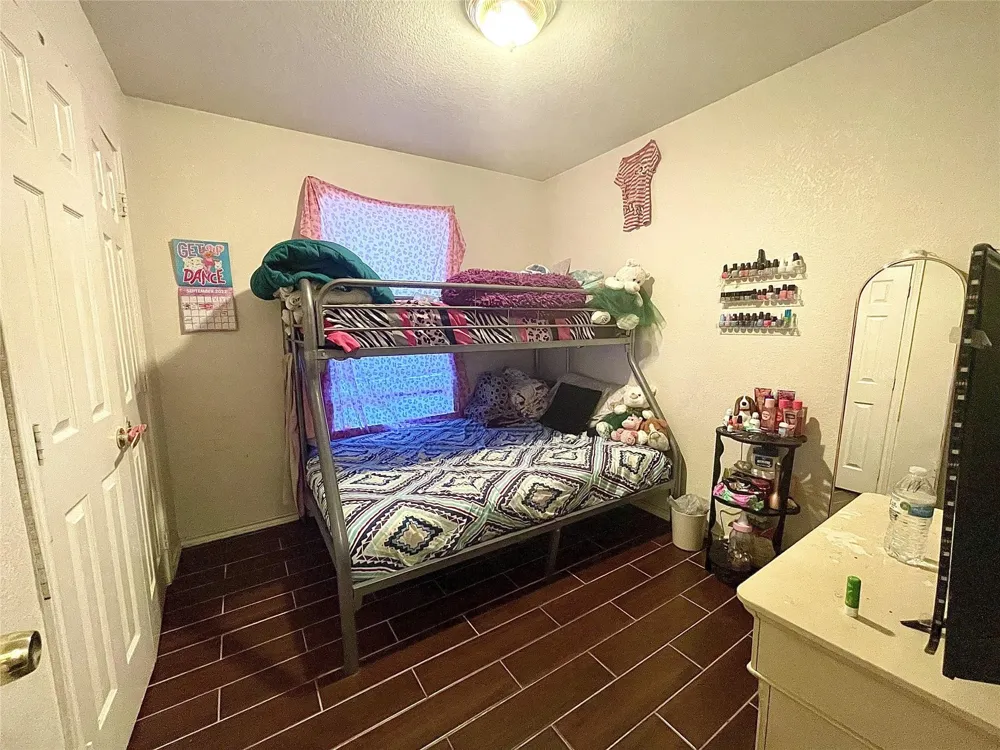 5301 Joshua Court Sansom Park, TX 76114