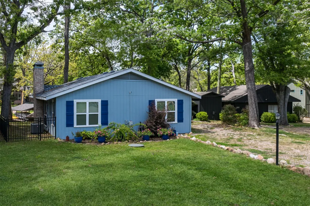 112 Greenwood Drive Trinidad, TX 75163