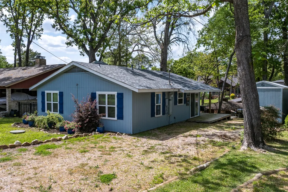112 Greenwood Drive Trinidad, TX 75163