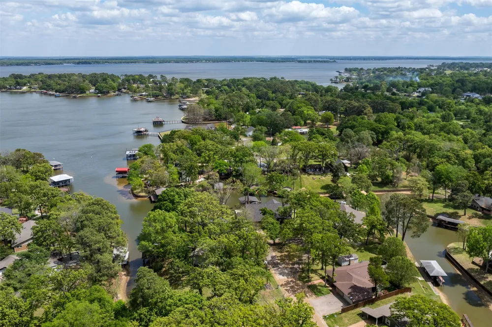 112 Greenwood Drive Trinidad, TX 75163