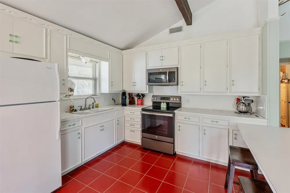 112 Greenwood Drive Trinidad, TX 75163