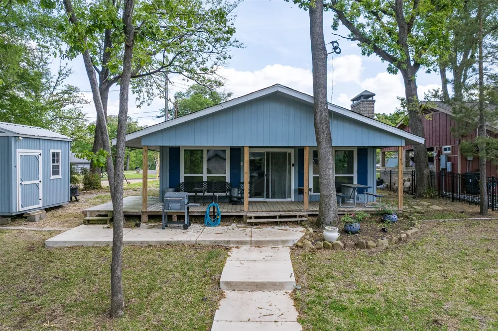 112 Greenwood Drive Trinidad, TX 75163