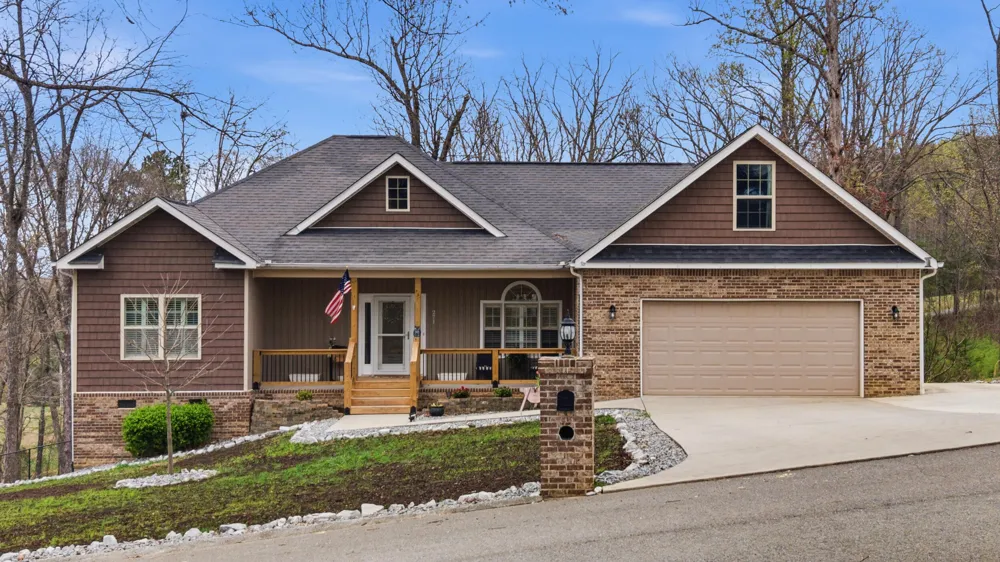 271 Mountain Shadow Drive Evensville, TN 37332