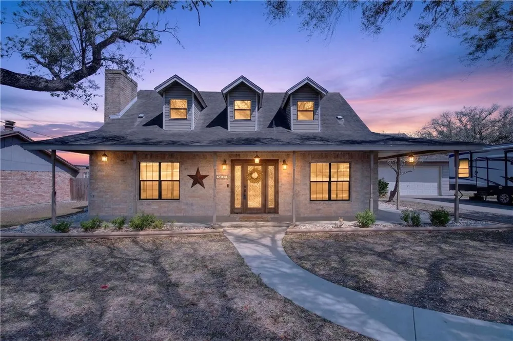 5320 County Road 73a Robstown, TX 78380