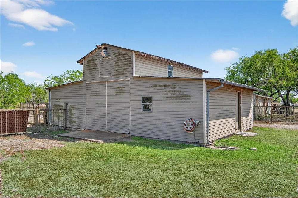 5320 County Road 73a Robstown, TX 78380