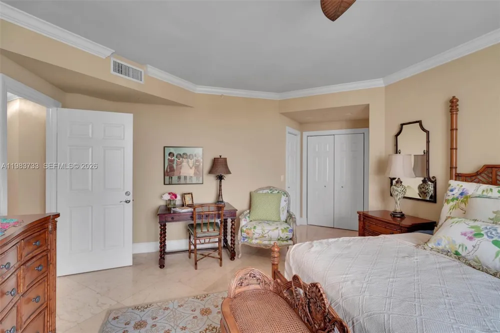 9751 E Bay Harbor Dr #6C Bay Harbor Islands, FL 33154