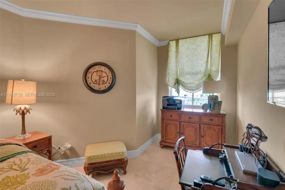 9751 E Bay Harbor Dr #6C Bay Harbor Islands, FL 33154