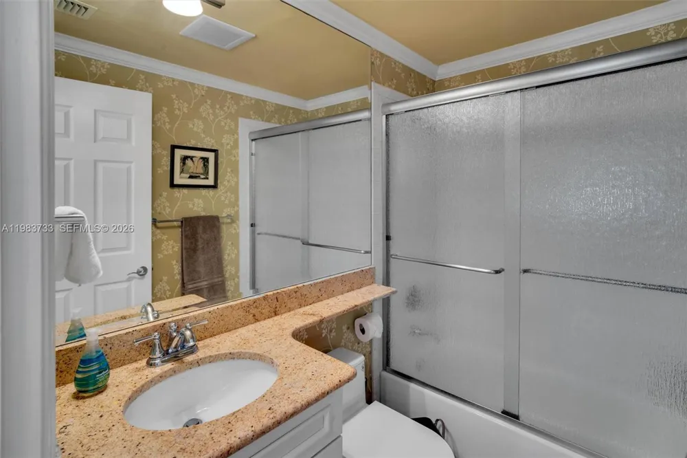 9751 E Bay Harbor Dr #6C Bay Harbor Islands, FL 33154