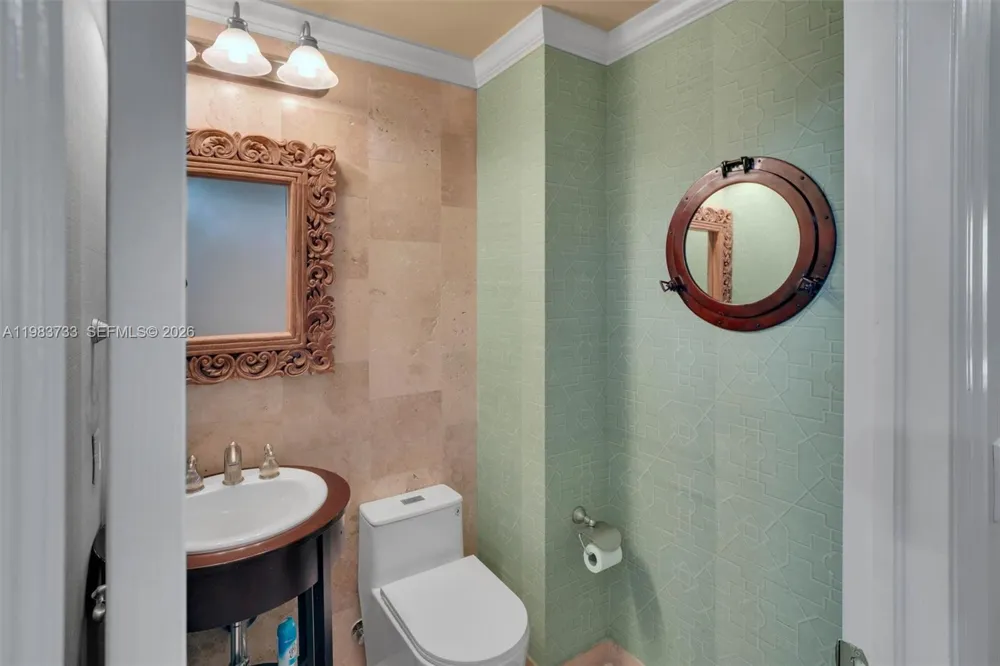 9751 E Bay Harbor Dr #6C Bay Harbor Islands, FL 33154