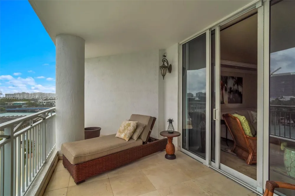 9751 E Bay Harbor Dr #6C Bay Harbor Islands, FL 33154