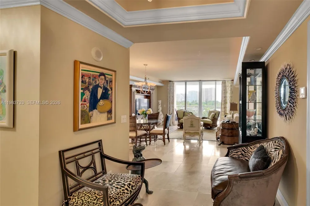9751 E Bay Harbor Dr #6C Bay Harbor Islands, FL 33154