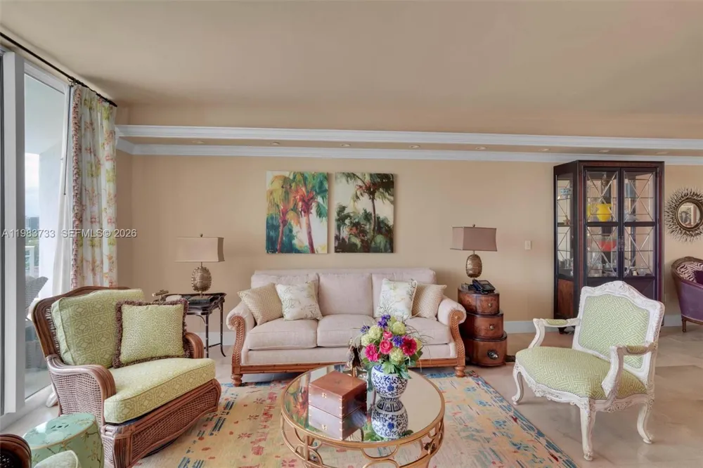 9751 E Bay Harbor Dr #6C Bay Harbor Islands, FL 33154