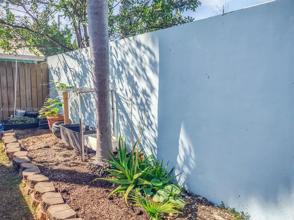 2311 Patterson ave Key West, FL 33040