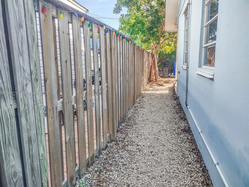 2311 Patterson ave Key West, FL 33040